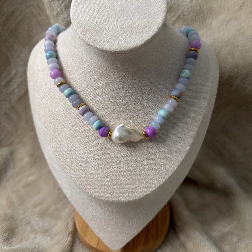Mayamar Elegant Multicolor Beaded Necklace